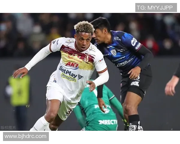 塞伊奈对决分析与战术解析揭示比赛胜负关键因素